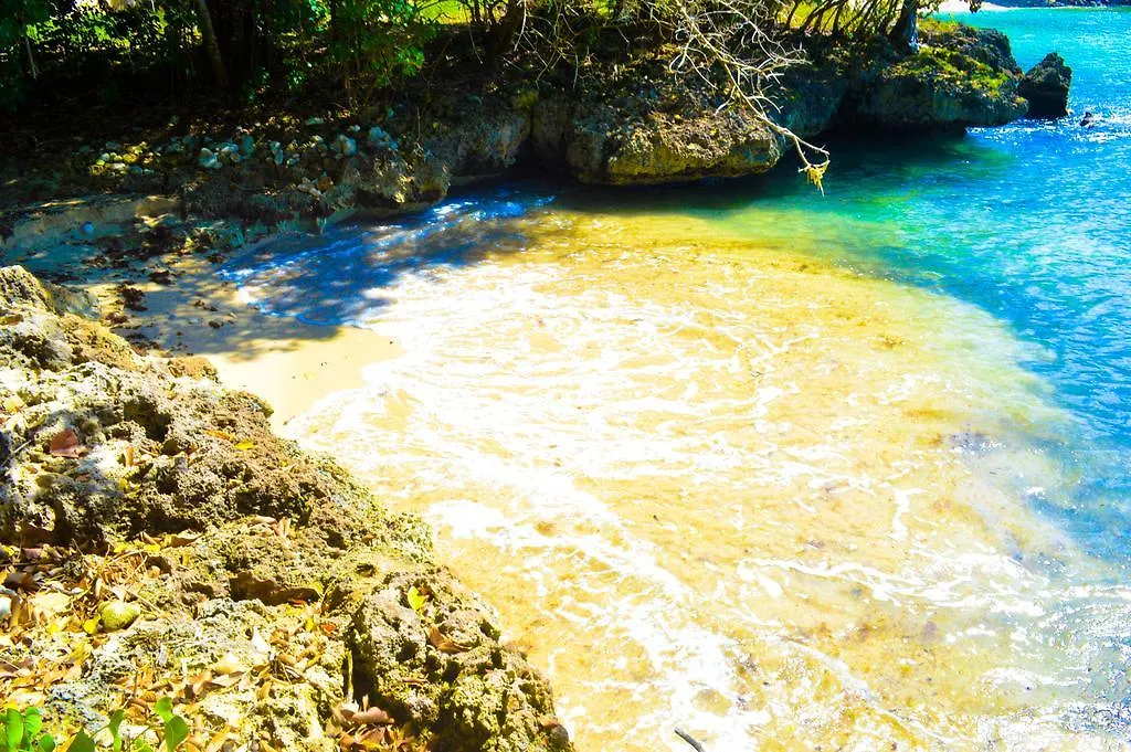 Guest house Lemer Guesthouse & Villa Lucea